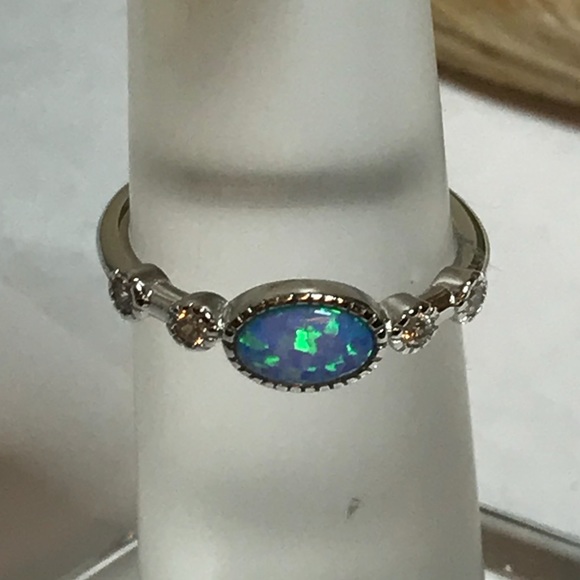 Nela’s Jewelry - Opal Ring 925 Sterling Silver